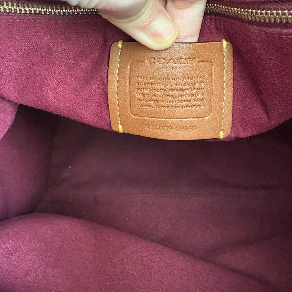 Coach Field Large Tote - Picture 5 of 6